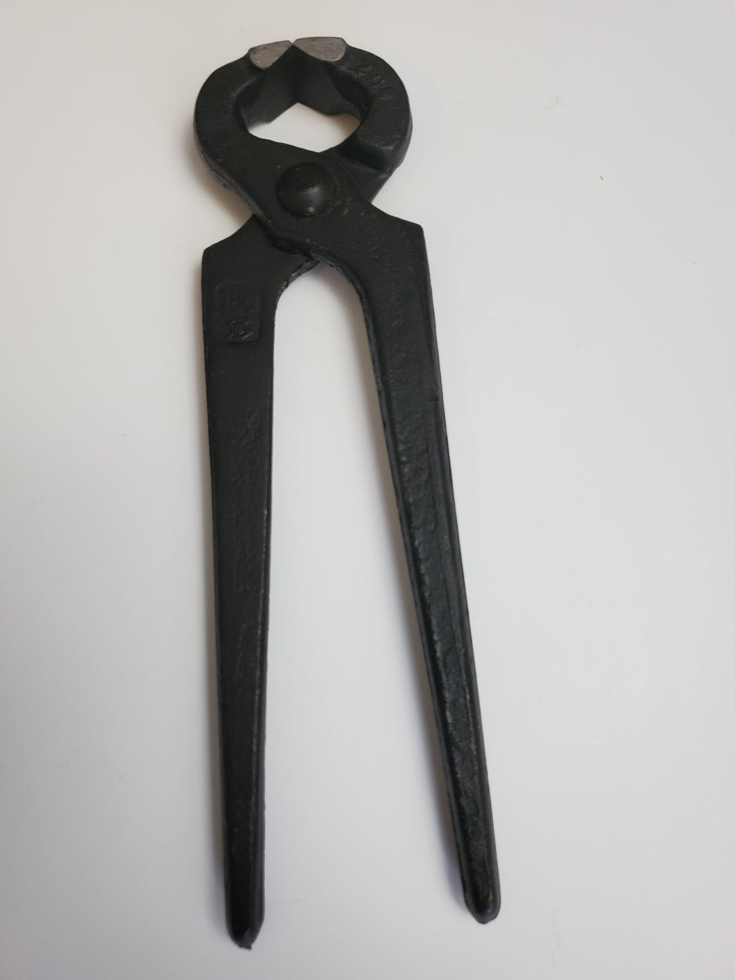 Pliers iron 7 inch